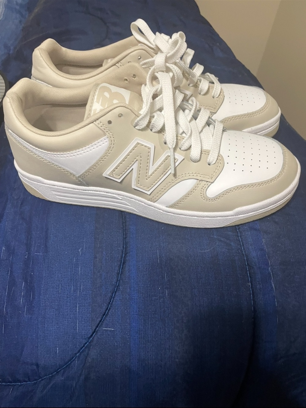 New Balance Men's Low-Top Sneakers in Beige and White